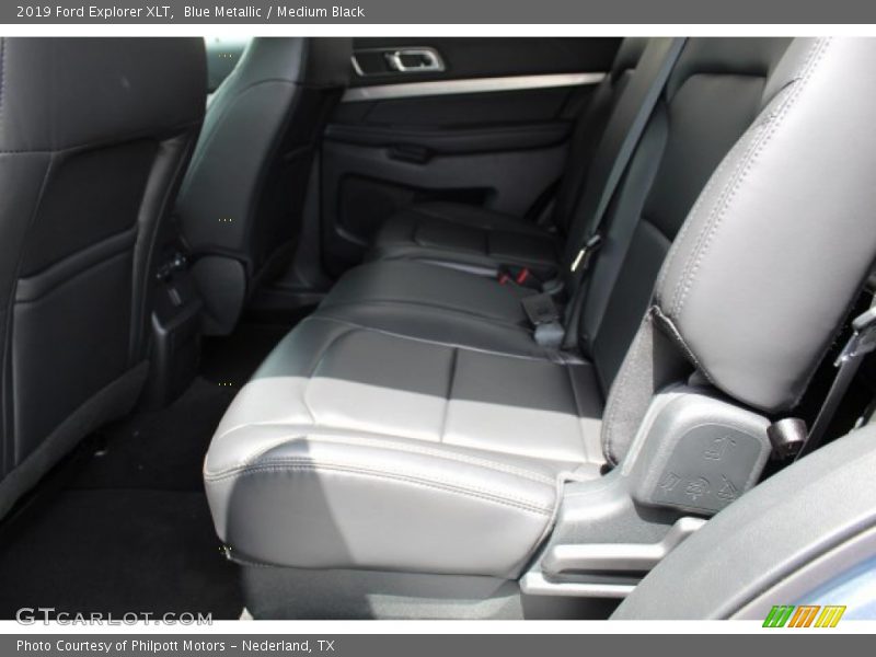 Blue Metallic / Medium Black 2019 Ford Explorer XLT