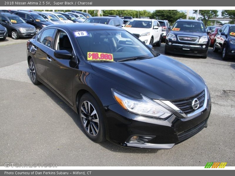 Super Black / Charcoal 2018 Nissan Altima 2.5 SV