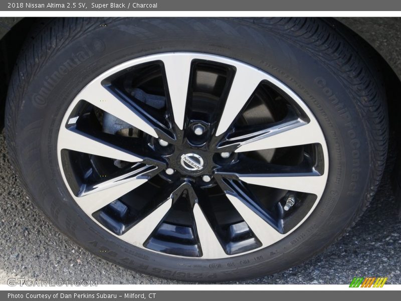 Super Black / Charcoal 2018 Nissan Altima 2.5 SV