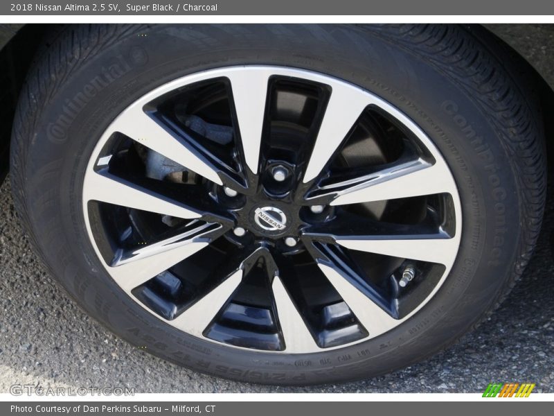 Super Black / Charcoal 2018 Nissan Altima 2.5 SV