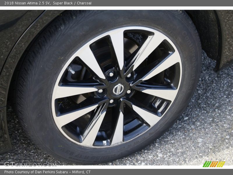 Super Black / Charcoal 2018 Nissan Altima 2.5 SV