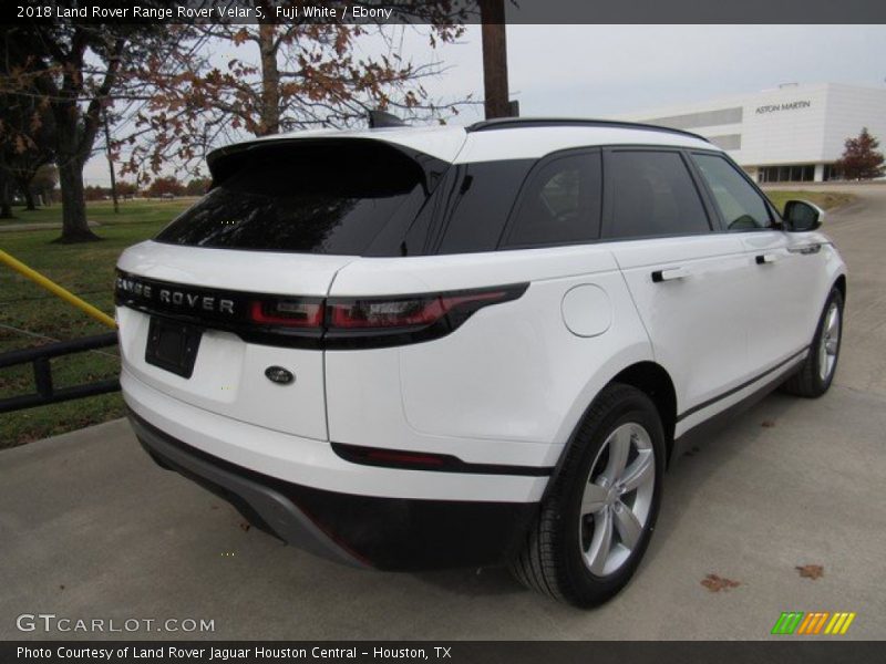 Fuji White / Ebony 2018 Land Rover Range Rover Velar S