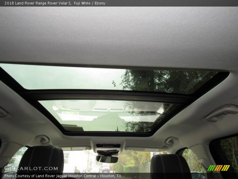 Fuji White / Ebony 2018 Land Rover Range Rover Velar S