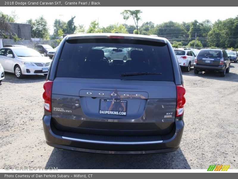 Granite Pearl / Black 2018 Dodge Grand Caravan SXT