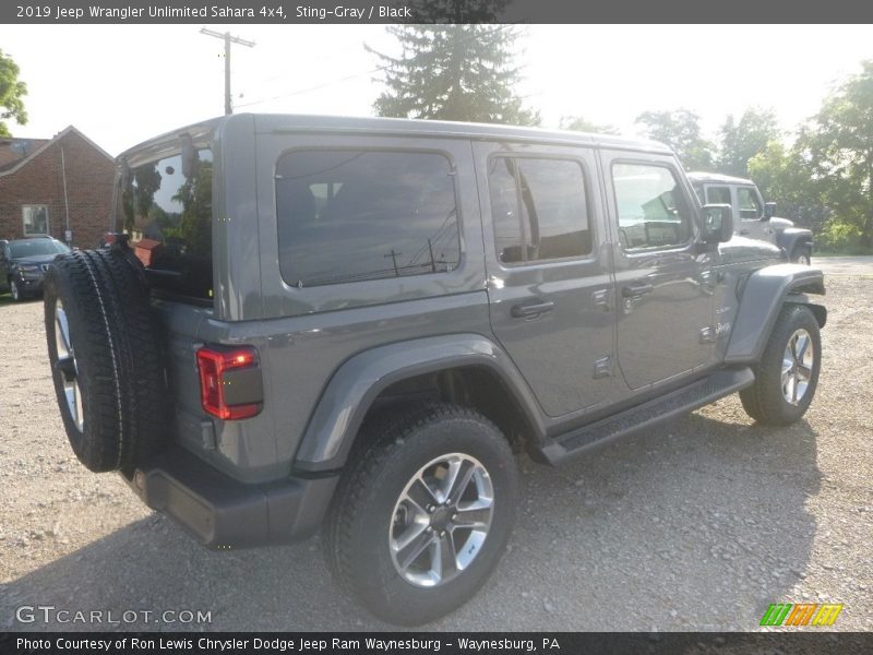 Sting-Gray / Black 2019 Jeep Wrangler Unlimited Sahara 4x4