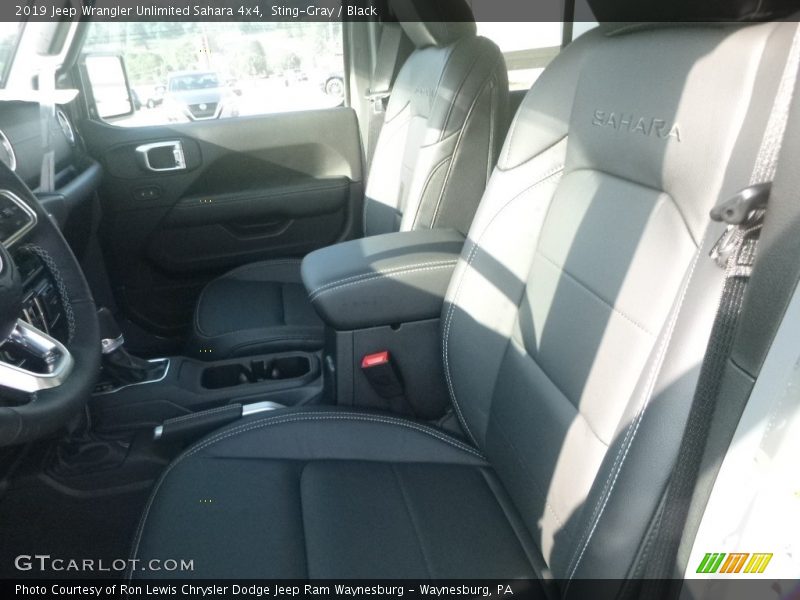 Sting-Gray / Black 2019 Jeep Wrangler Unlimited Sahara 4x4