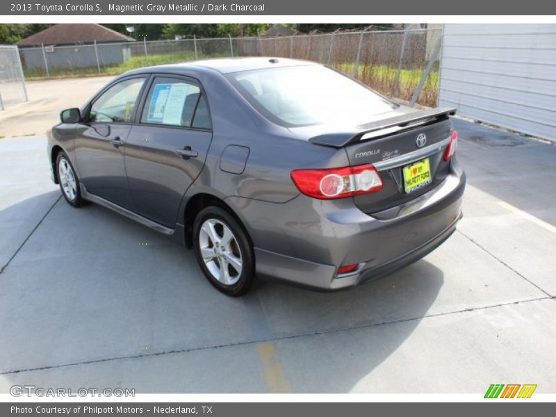 Magnetic Gray Metallic / Dark Charcoal 2013 Toyota Corolla S