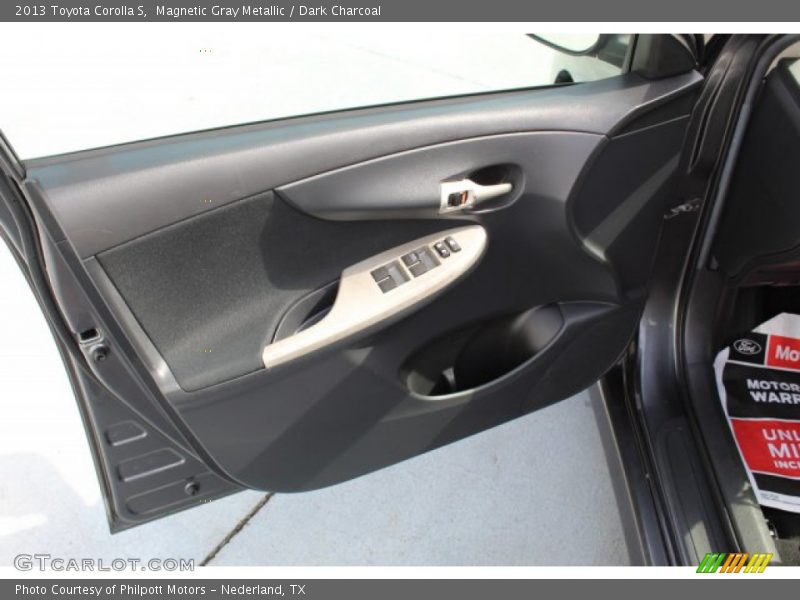Magnetic Gray Metallic / Dark Charcoal 2013 Toyota Corolla S