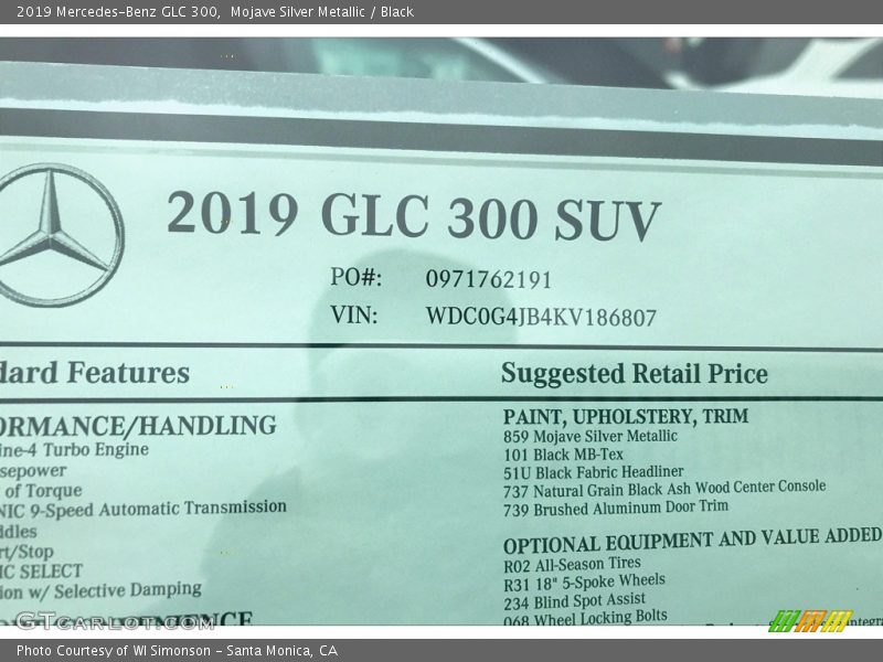 Mojave Silver Metallic / Black 2019 Mercedes-Benz GLC 300