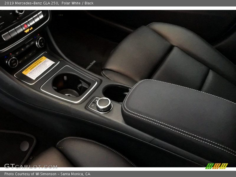 Polar White / Black 2019 Mercedes-Benz GLA 250