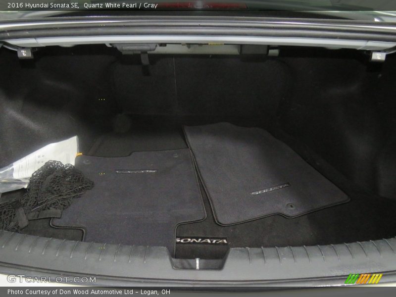 Quartz White Pearl / Gray 2016 Hyundai Sonata SE
