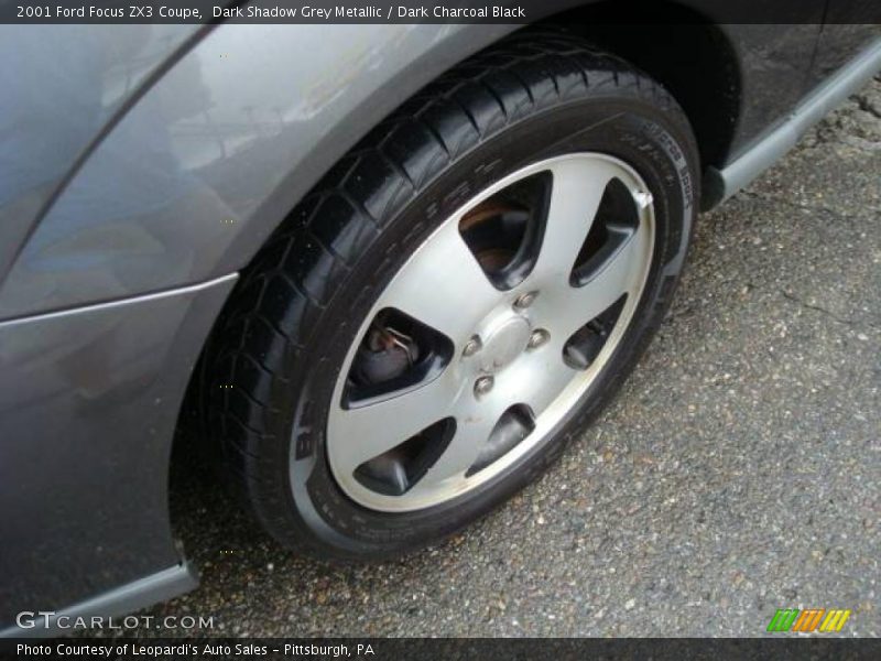 Dark Shadow Grey Metallic / Dark Charcoal Black 2001 Ford Focus ZX3 Coupe