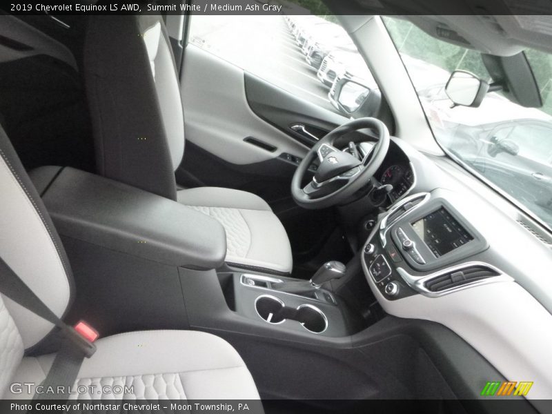 Summit White / Medium Ash Gray 2019 Chevrolet Equinox LS AWD