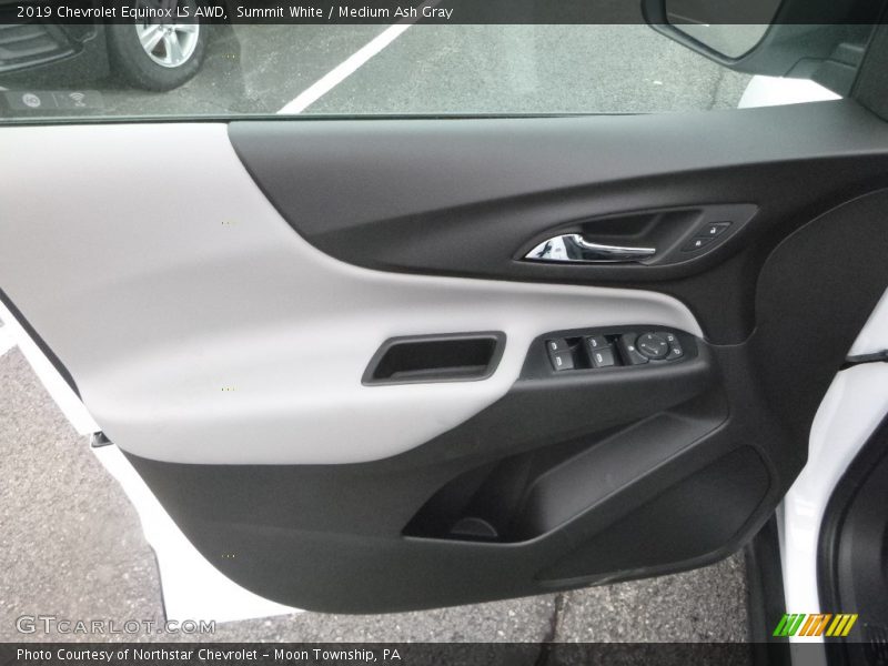 Summit White / Medium Ash Gray 2019 Chevrolet Equinox LS AWD