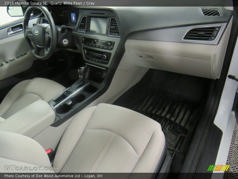 Quartz White Pearl / Gray 2016 Hyundai Sonata SE