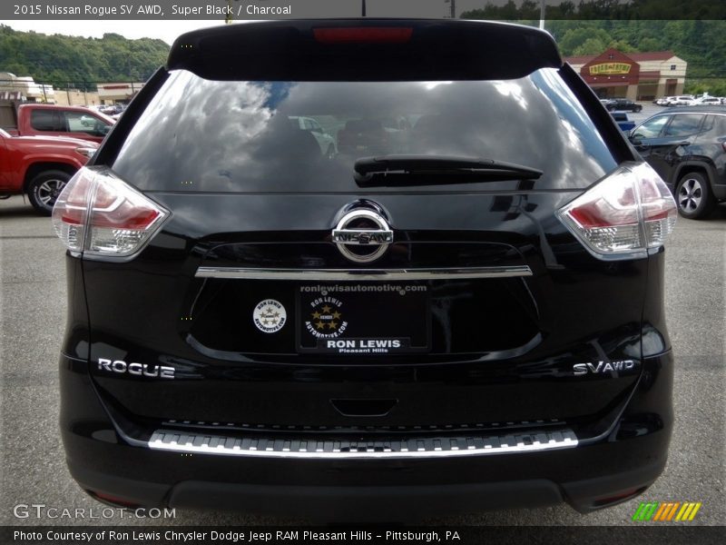 Super Black / Charcoal 2015 Nissan Rogue SV AWD