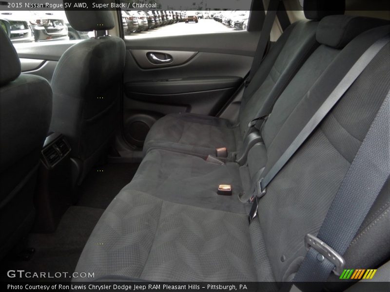 Super Black / Charcoal 2015 Nissan Rogue SV AWD