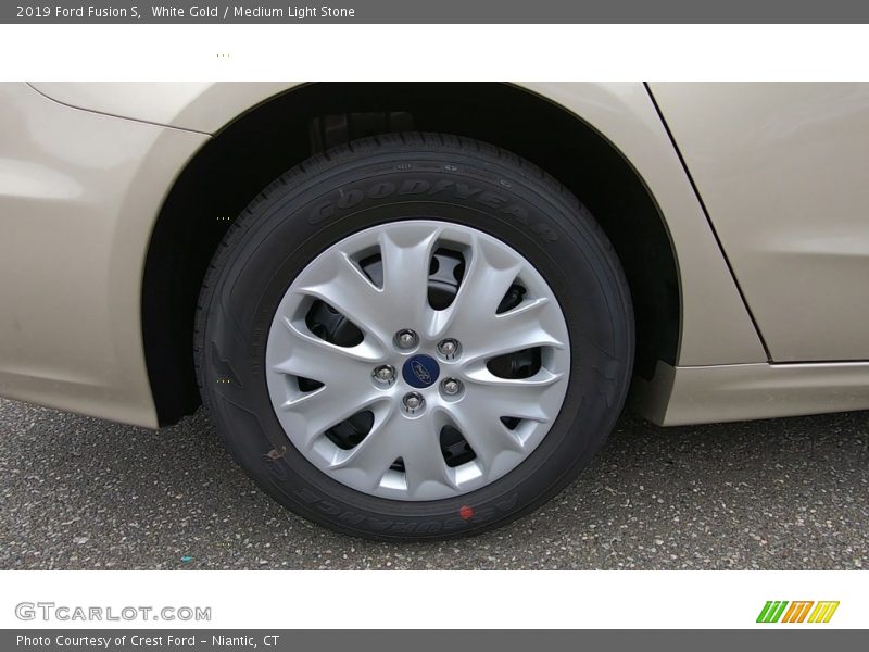 White Gold / Medium Light Stone 2019 Ford Fusion S
