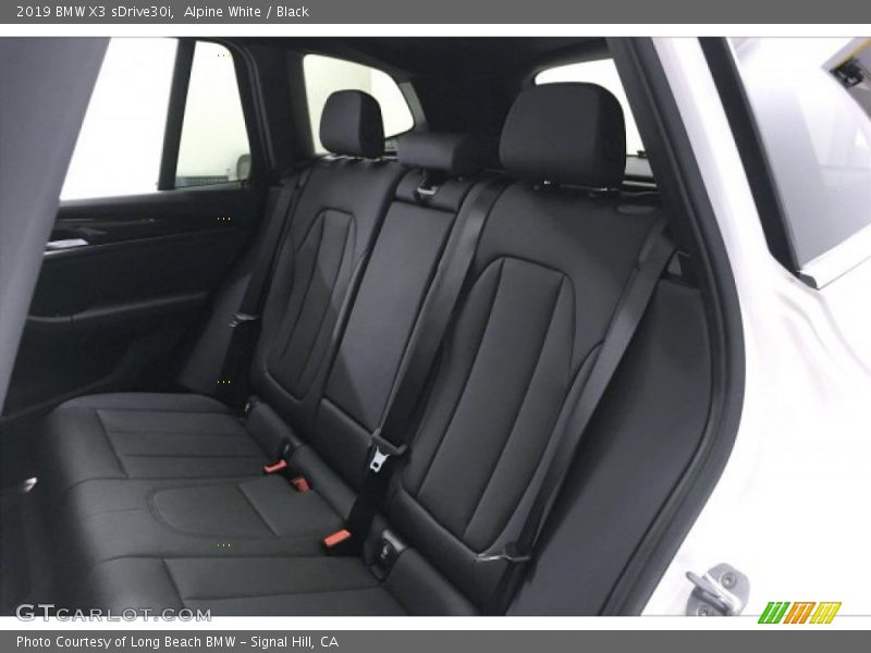 Alpine White / Black 2019 BMW X3 sDrive30i