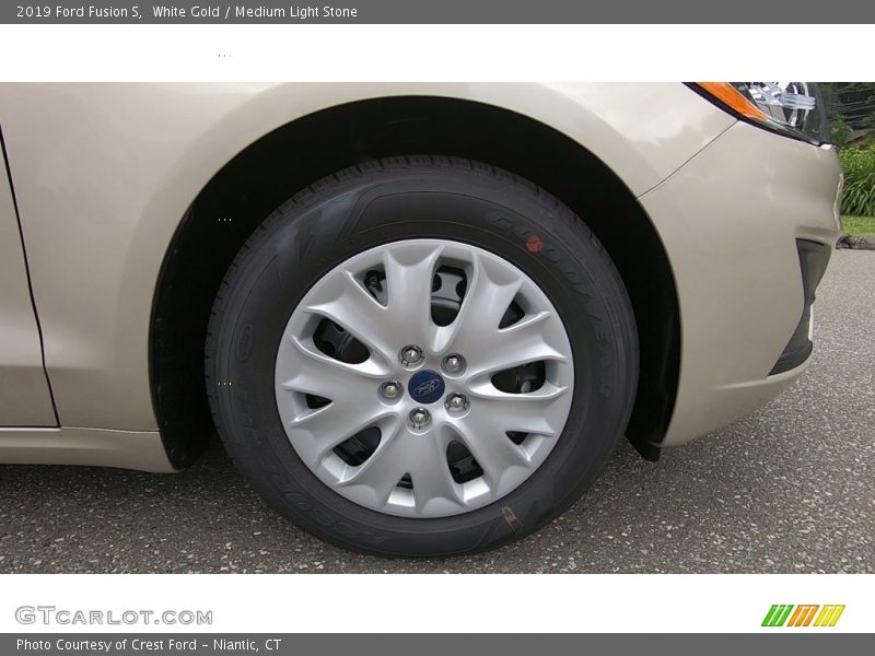 White Gold / Medium Light Stone 2019 Ford Fusion S