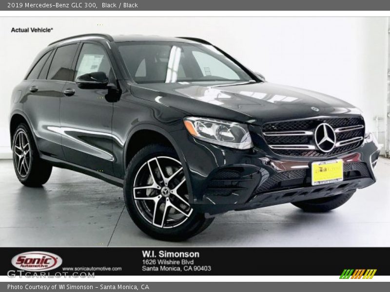 Black / Black 2019 Mercedes-Benz GLC 300