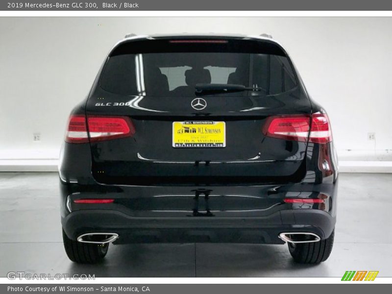 Black / Black 2019 Mercedes-Benz GLC 300
