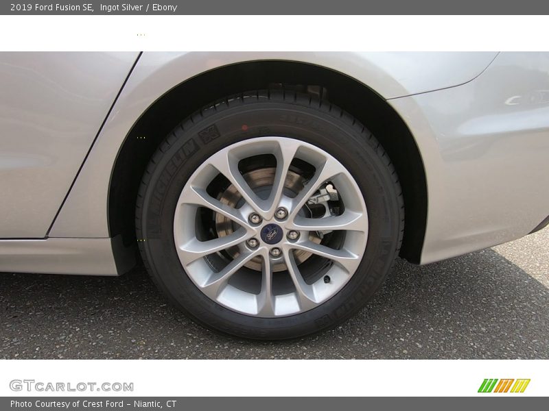 Ingot Silver / Ebony 2019 Ford Fusion SE