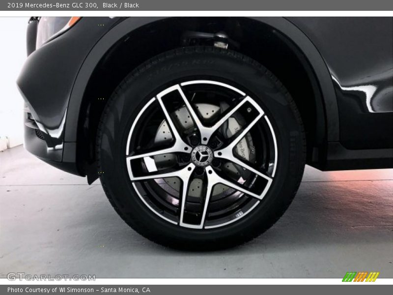 Black / Black 2019 Mercedes-Benz GLC 300