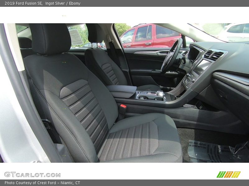 Ingot Silver / Ebony 2019 Ford Fusion SE
