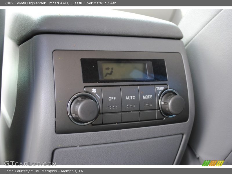 Classic Silver Metallic / Ash 2009 Toyota Highlander Limited 4WD