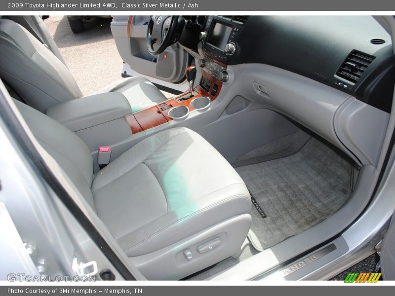 Classic Silver Metallic / Ash 2009 Toyota Highlander Limited 4WD