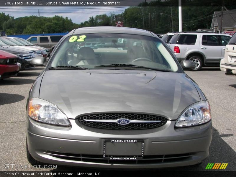Spruce Green Metallic / Medium Parchment 2002 Ford Taurus SES