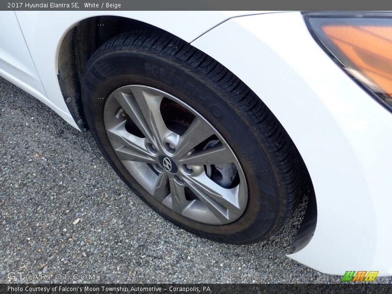 White / Beige 2017 Hyundai Elantra SE