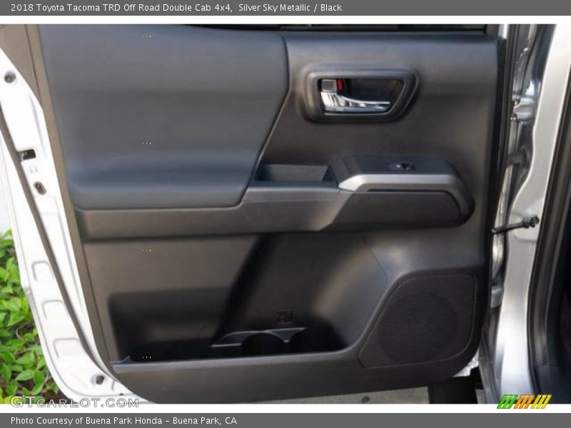 Silver Sky Metallic / Black 2018 Toyota Tacoma TRD Off Road Double Cab 4x4