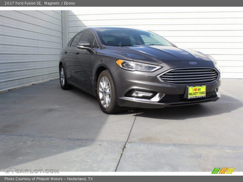 Magnetic / Ebony 2017 Ford Fusion SE