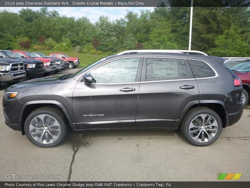 Granite Crystal Metallic / Black/Ski Grey 2019 Jeep Cherokee Overland 4x4