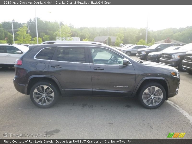 Granite Crystal Metallic / Black/Ski Grey 2019 Jeep Cherokee Overland 4x4