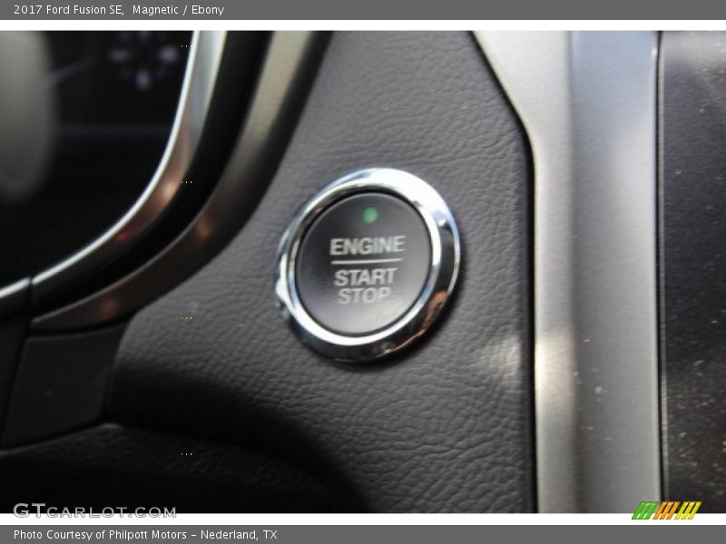 Magnetic / Ebony 2017 Ford Fusion SE