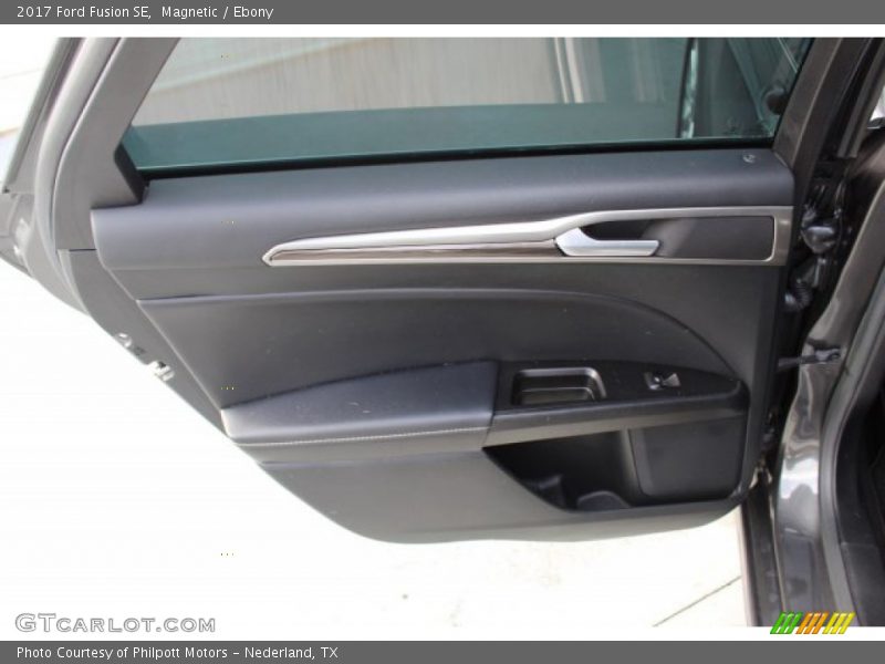 Magnetic / Ebony 2017 Ford Fusion SE