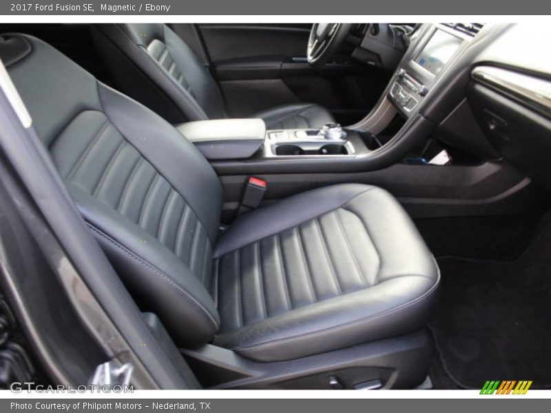 Magnetic / Ebony 2017 Ford Fusion SE