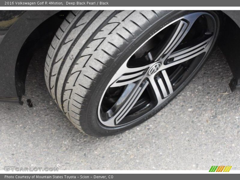 Deep Black Pearl / Black 2016 Volkswagen Golf R 4Motion