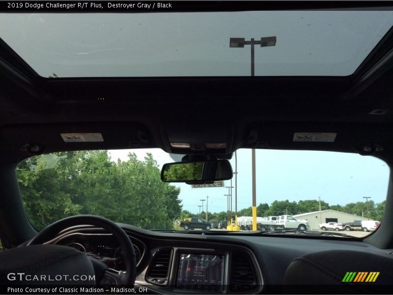 Destroyer Gray / Black 2019 Dodge Challenger R/T Plus