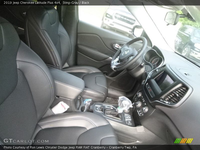 Sting-Gray / Black 2019 Jeep Cherokee Latitude Plus 4x4