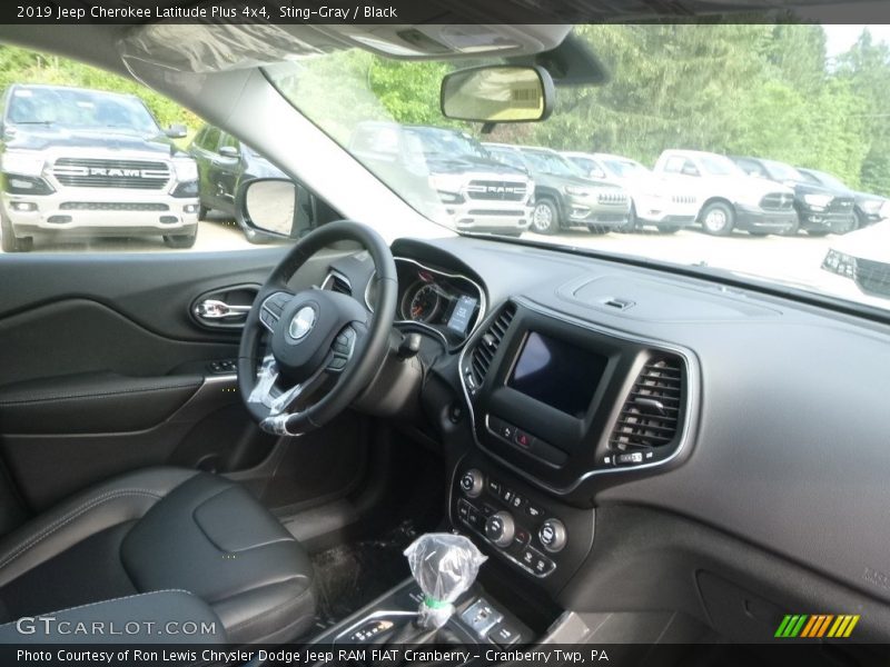 Sting-Gray / Black 2019 Jeep Cherokee Latitude Plus 4x4