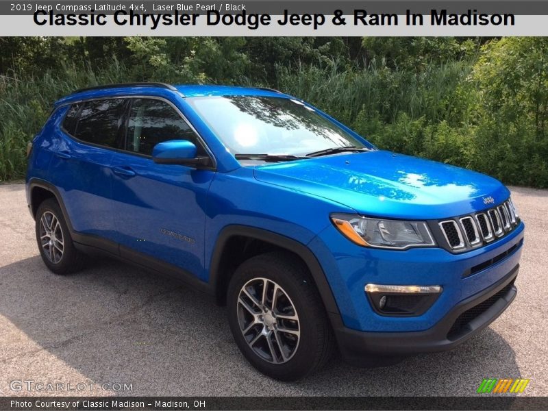 Laser Blue Pearl / Black 2019 Jeep Compass Latitude 4x4