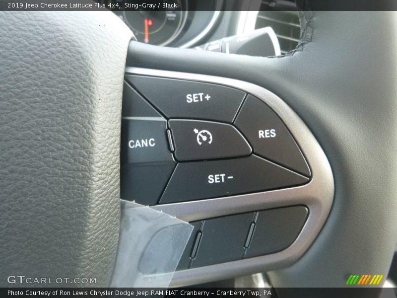 Sting-Gray / Black 2019 Jeep Cherokee Latitude Plus 4x4
