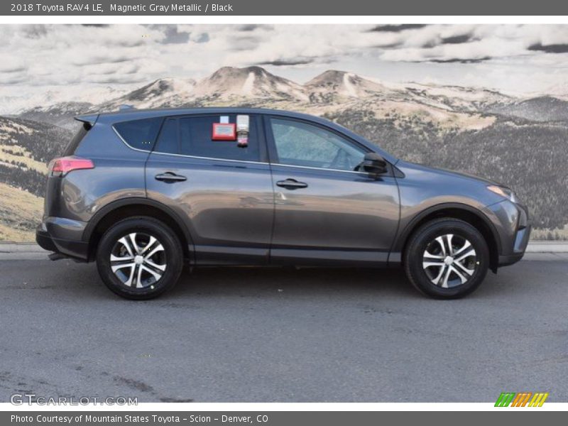 Magnetic Gray Metallic / Black 2018 Toyota RAV4 LE