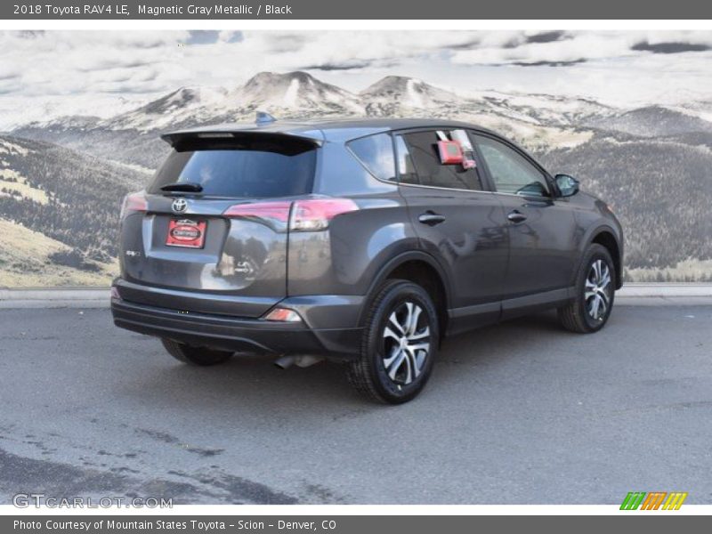 Magnetic Gray Metallic / Black 2018 Toyota RAV4 LE