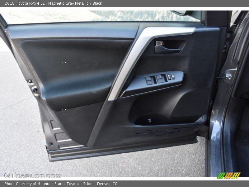 Magnetic Gray Metallic / Black 2018 Toyota RAV4 LE