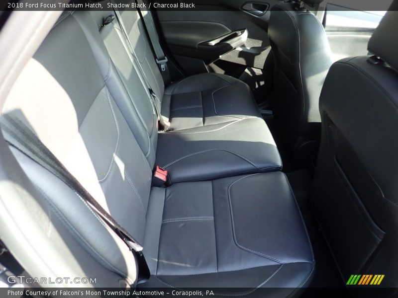 Shadow Black / Charcoal Black 2018 Ford Focus Titanium Hatch